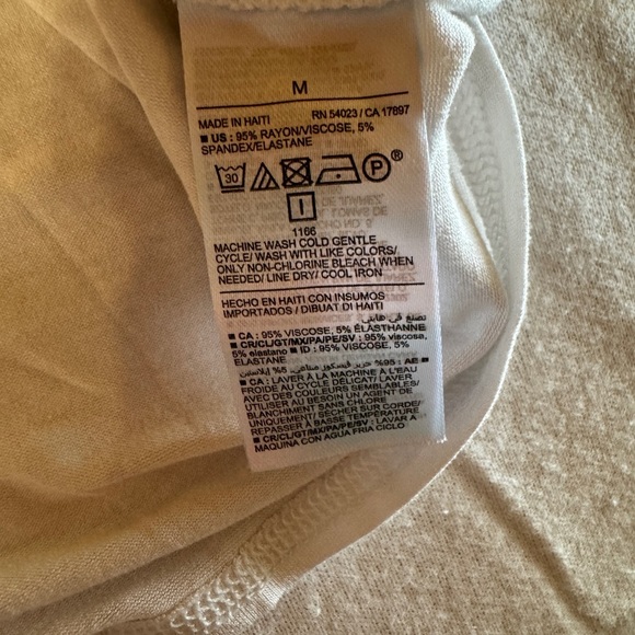 Old Navy Womens Size Medium Cream Asymmetrical Sleeveless Tank Top - Picture 3 of 5